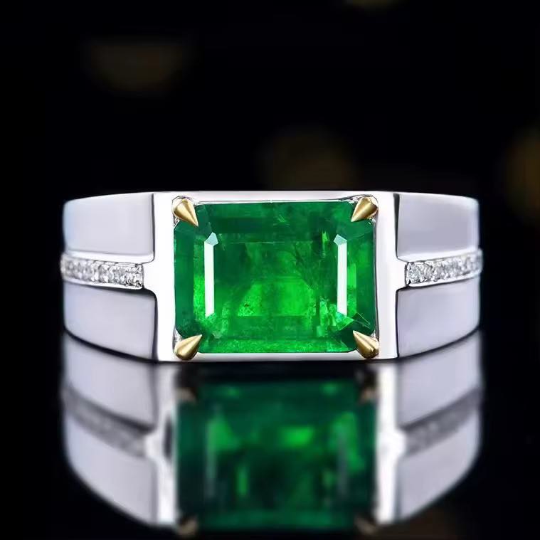 Emerald Ring